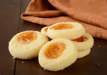 Shortbread Cookies with a Fruity Twist